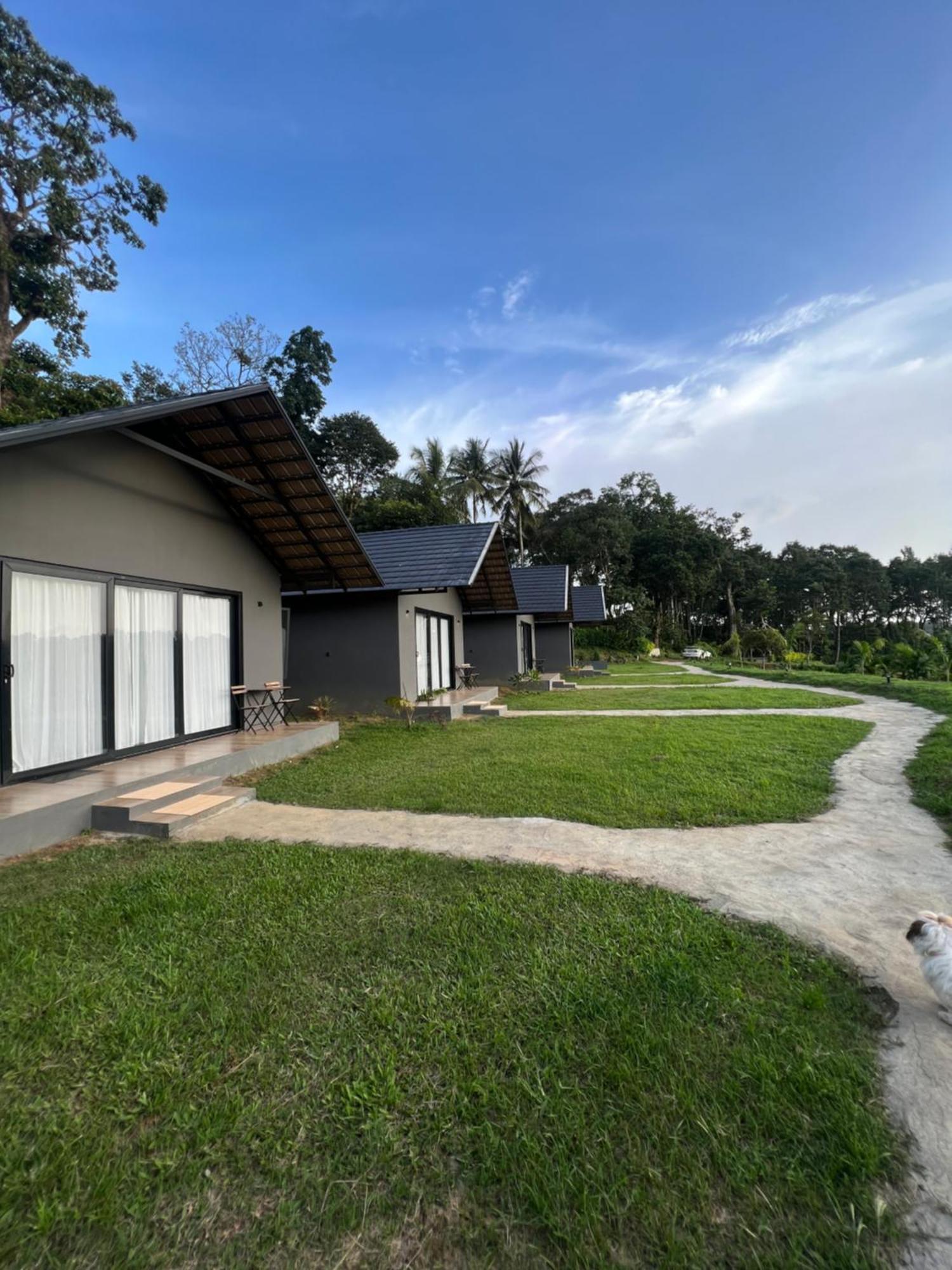Bendheka - Cliff Front Cottages Coorg Gonikoppal Exterior photo