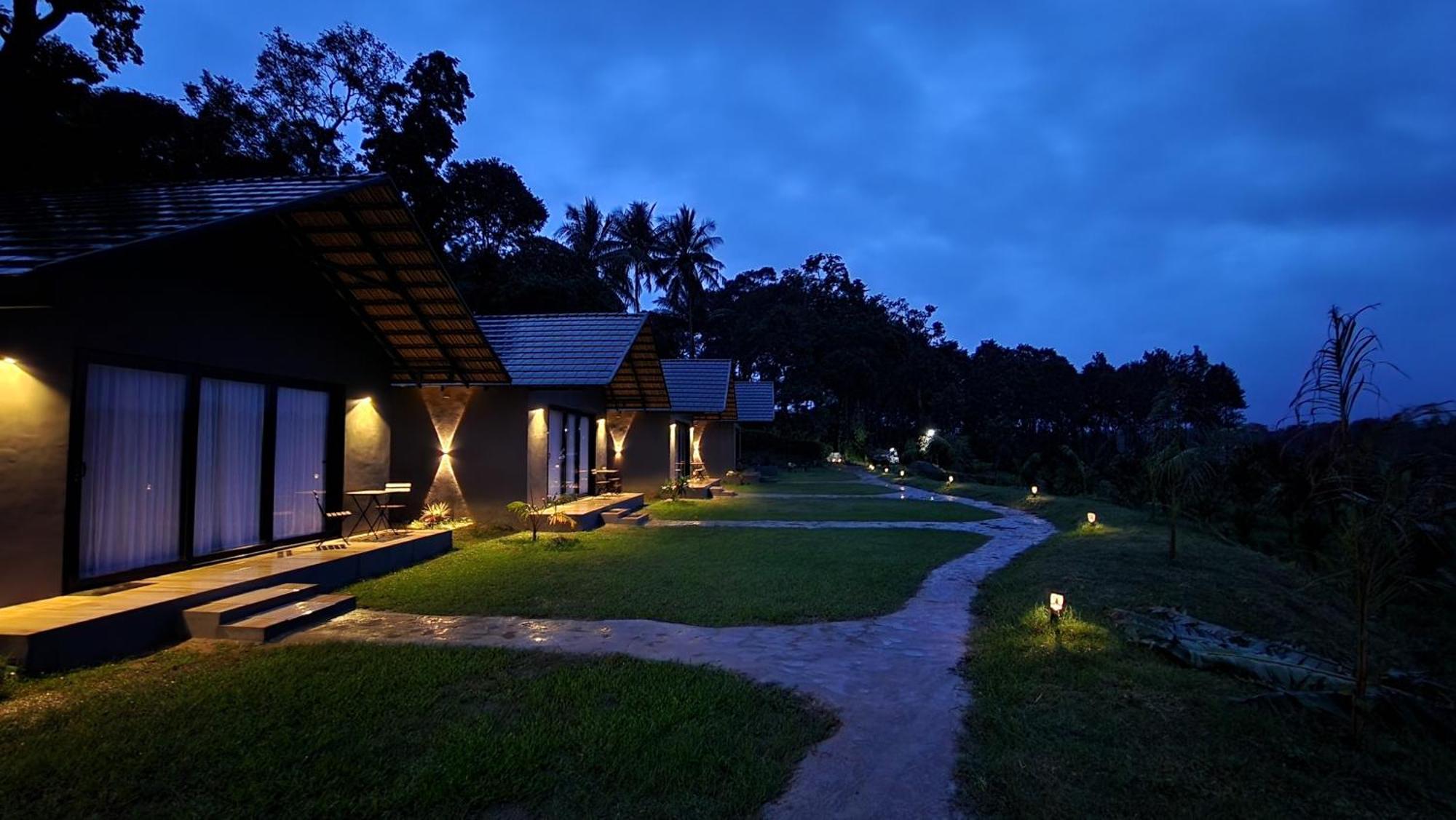 Bendheka - Cliff Front Cottages Coorg Gonikoppal Exterior photo