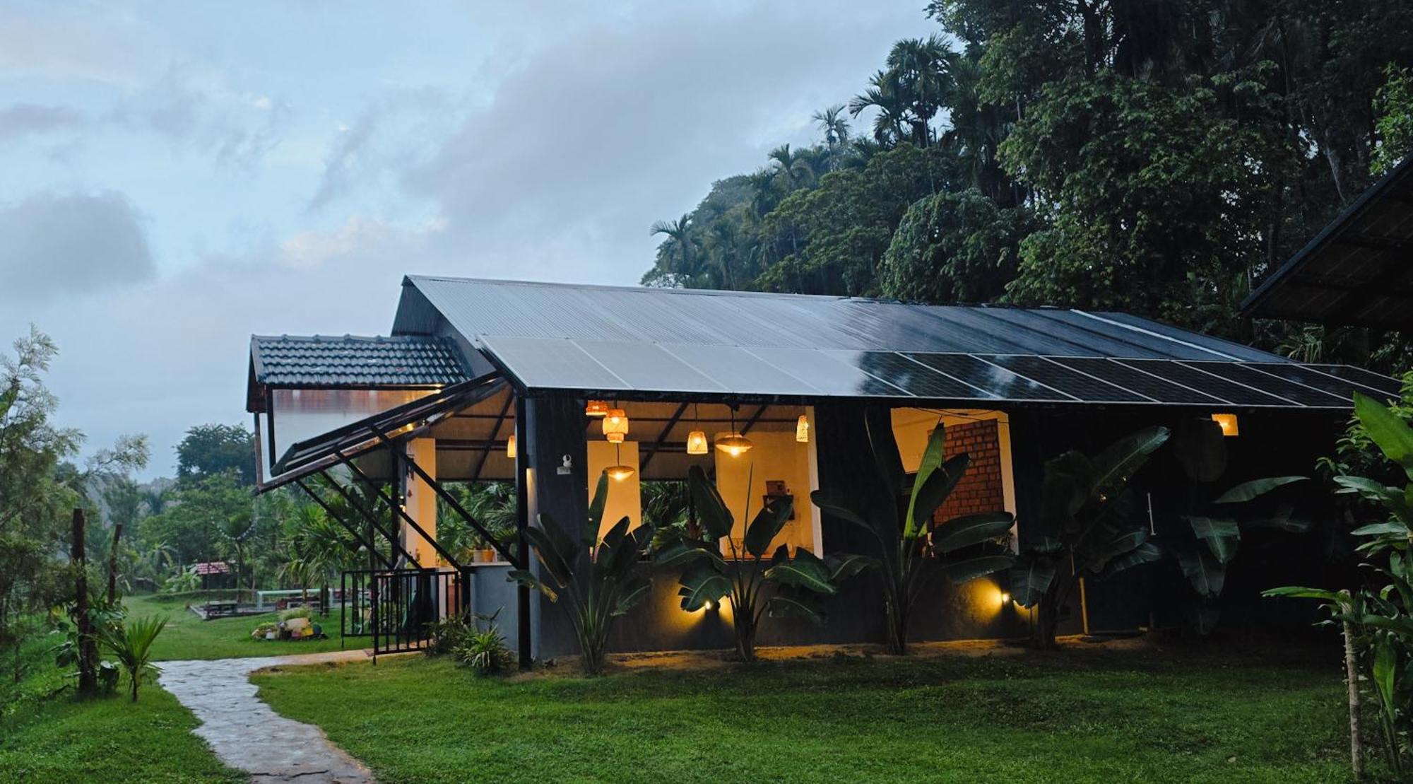 Bendheka - Cliff Front Cottages Coorg Gonikoppal Exterior photo